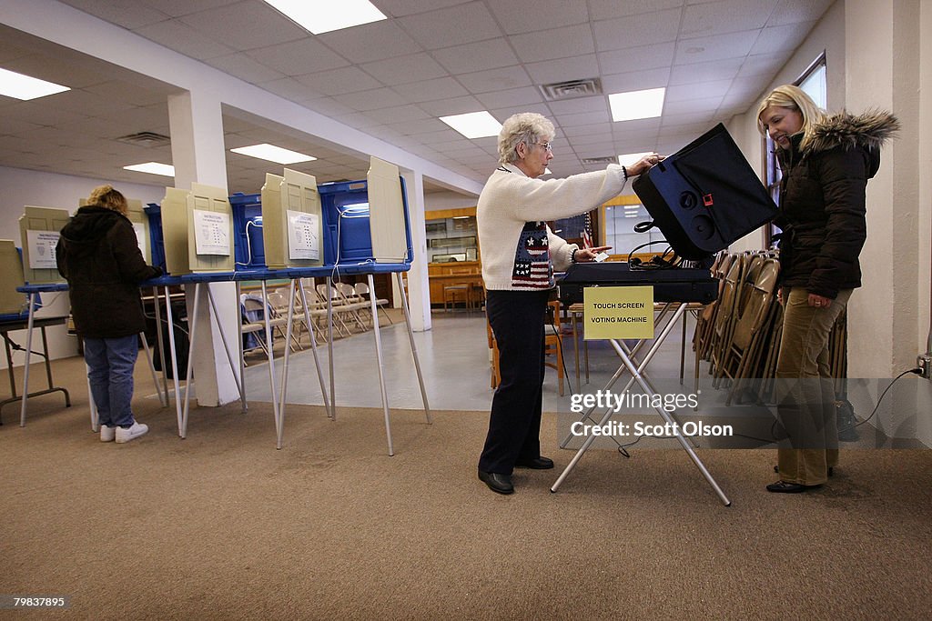 Wisconsin Voters Go To The Polls In State Primary