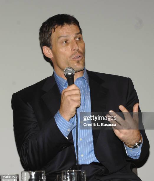 Tony Robbins *EXCLUSIVE*