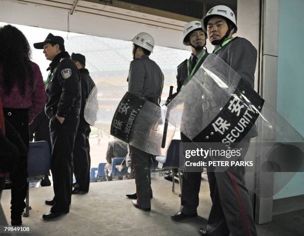 Maximum Security Riot Guard 936 Peter Shields Stock Photos, High-Res Pictures, and Images - Getty ...