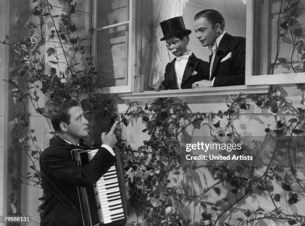 American ventriloquist Edgar Bergen with his dummy Charlie McCarthy in a scene from 'The Goldwyn Follies', directed by George Marshall and H.C....