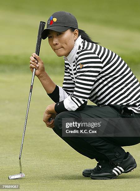 Se Ri Pak waits to putt on the fourth green during the second round of the 2007 Sybase Classic Presented by ShopRite at Upper Montclair Country Club...