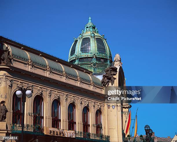 municipal house in prague - 市民会館 ストックフォトと画像