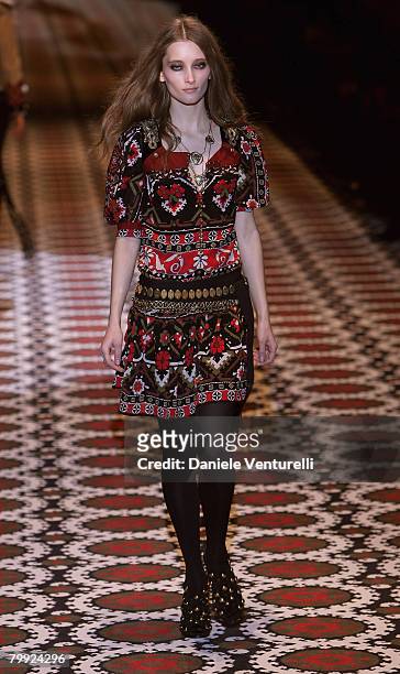 Model walks the runway during the Gucci fashion show as part of Milan Fashion Week Autumn/Winter 2008/09 on February 20, 2008 in Milan, Italy.