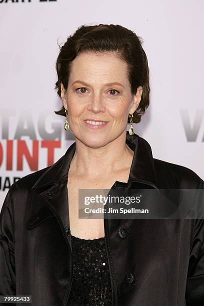 Actress Sigourney Weaver arrives at the "Vantage Point" Premiere at the AMC Lincoln Square Theater on February 20, 2008 in New York City.