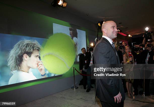 Former tennis star Andre Agassi arrives with his wife Stefanie Graf at the German Media Awards 2007 ceremony at the Kongresshaus on February 24, 2008...