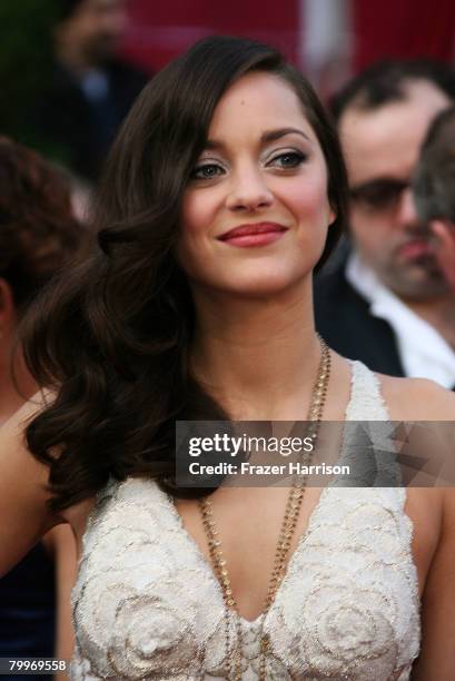 Actress Marion Cotillard arrives at the 80th Annual Academy Awards held at the Kodak Theatre on February 24, 2008 in Hollywood, California.