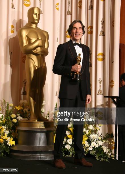 Actor Daniel Day Lewis poses in the press room during the 80th Annual Academy Awards at the Kodak Theatre on February 24, 2008 in Los Angeles,...