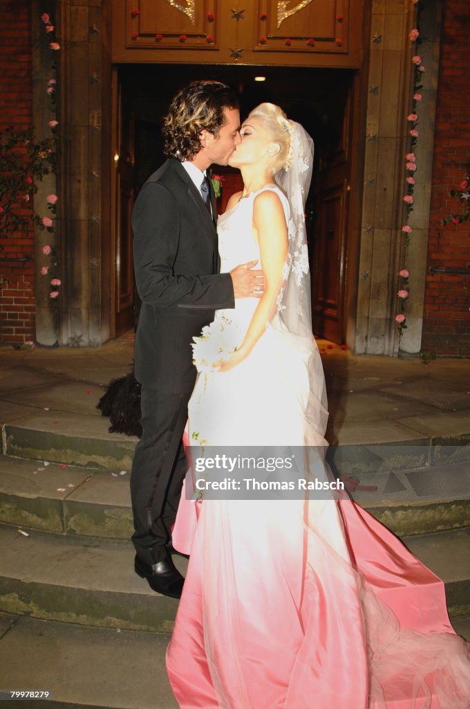 Gwen Stefani and Gavin Rossdale Wedding on Saturday, September 14, 2002