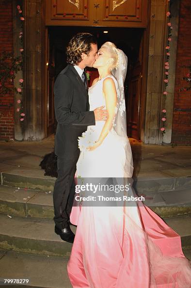 Gwen Stefani and Gavin Rossdale Wedding on Saturday, September 14, 2002 Gwen Stefani and Gavin Rossdale Wedding on Saturday, September 14, 2002