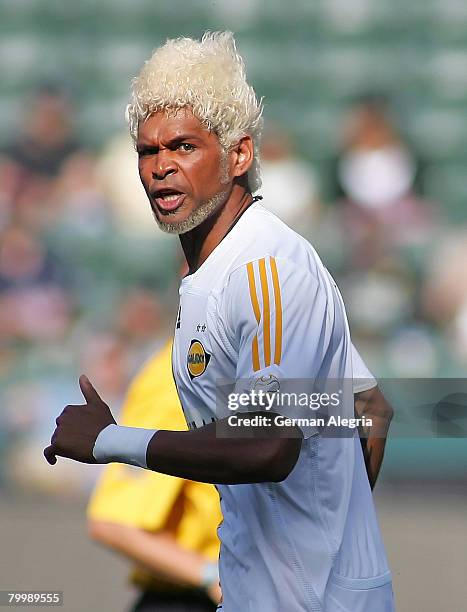 Los Angeles Galaxy's Abel Xavier in action against Real Salt Lake during today's match at the Home Depot Center, Carson, California. June 17, 2007....