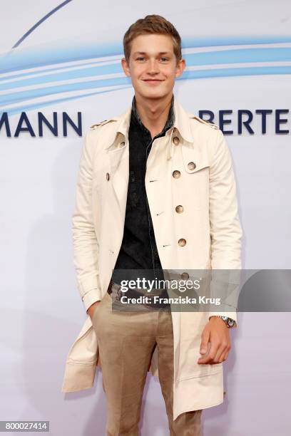 Damian Hardung attends the 'Bertelsmann Summer Party' at Bertelsmann Repraesentanz on June 22, 2017 in Berlin, Germany.