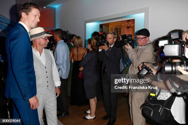 Steffen Hallaschka and Horst Lichter attend the 'Bertelsmann Summer Party' at Bertelsmann Repraesentanz on June 22, 2017 in Berlin, Germany.