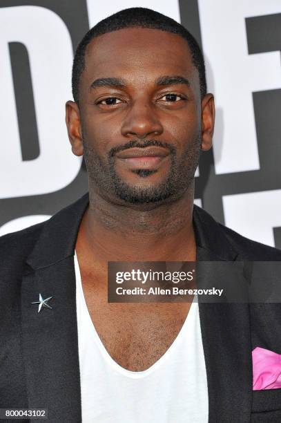 Actor Mo McRae attends the premiere of HBO's "The Defiant Ones" at Paramount Theatre on June 22, 2017 in Hollywood, California.