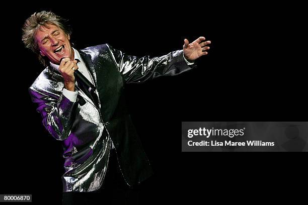 Singer Rod Stewart performs on stage at the Acer Arena on February 26, 2008 in Sydney, Australia.