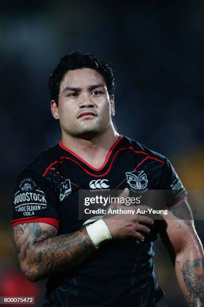 Issac Luke of the Warriors comes off the field with an injury during the round 16 NRL match between the New Zealand Warriors and the Canterbury...