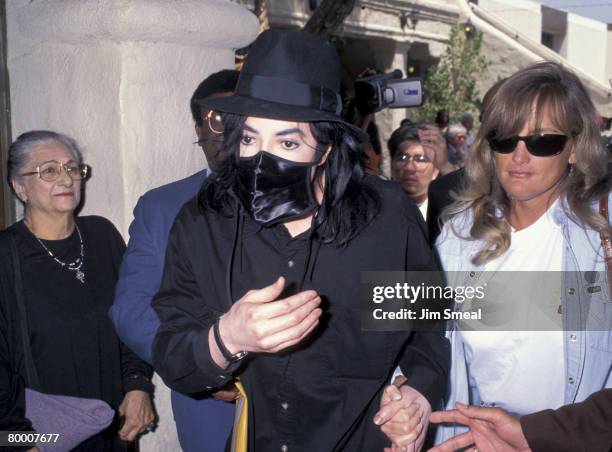 Michael Jackson and Debbie Rowe