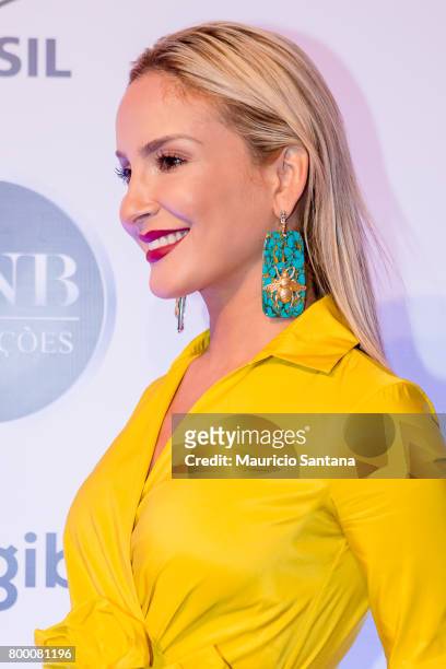 Claudia Leitte poses before a benefit auction at Hotel Unique on June 22, 2017 in Sao Paulo, Brazil.