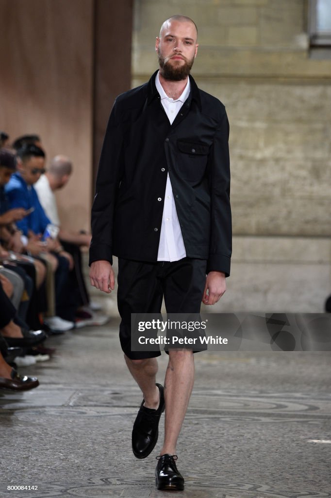 Junya Watanabe Man : Runway - Paris Fashion Week - Menswear Spring/Summer 2018
