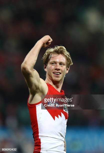 Callum Mills of the Swans celebrates after the round 14 AFL match between the Sydney Swans and the Essendon Bombers at Sydney Cricket Ground on June...