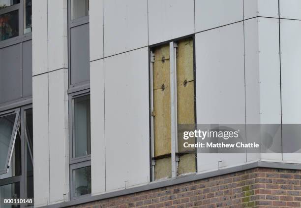 Removing Cladding Photos and Premium High Res Pictures - Getty Images