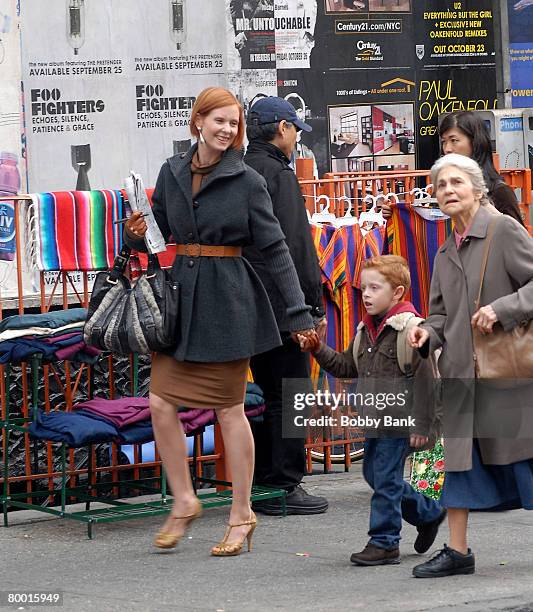 Lynn Cohen,Cynthia Nixon and "Brady" on Location for "Sex and the City: The Movie in Chinatown New York October 17 2007