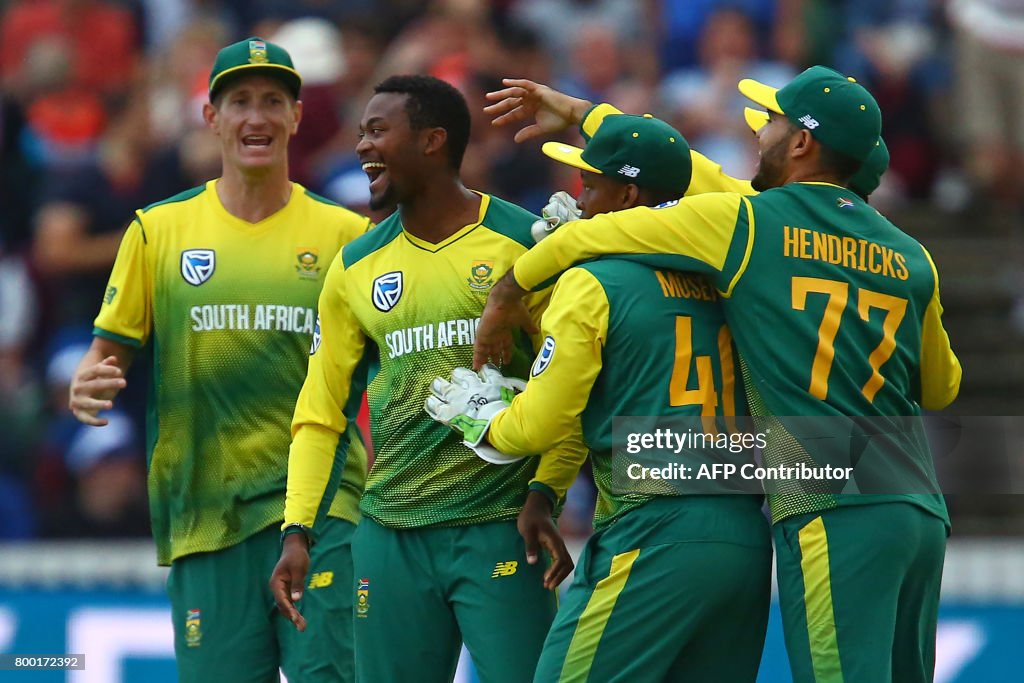 CRICKET-T20-ENG-RSA