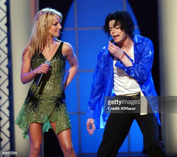 Britney Spears and Michael Jackson perform