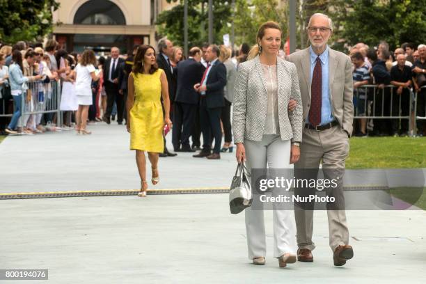 Arrival of the architect Renzo Piano and his wife to the new Botin Center of the arts and culture that is inaugurated today. And whose design and...