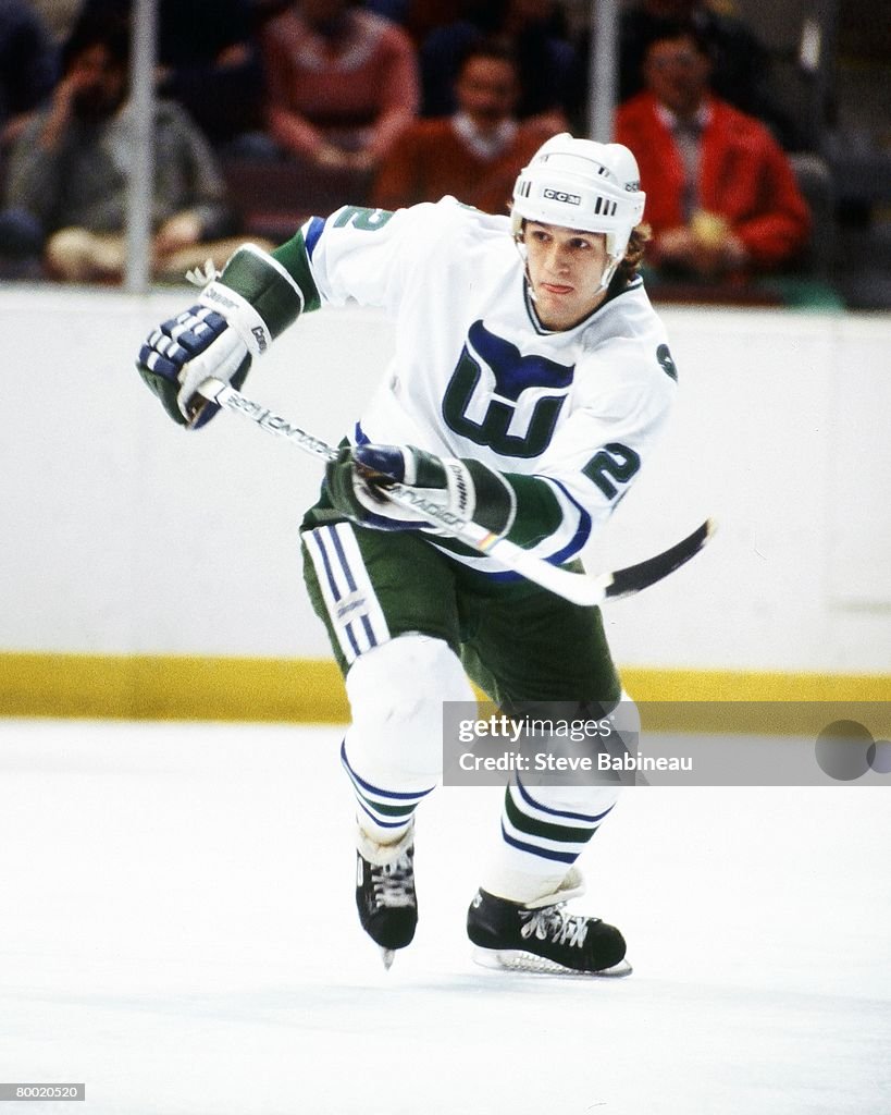 Hartford Whalers v Boston Bruins
