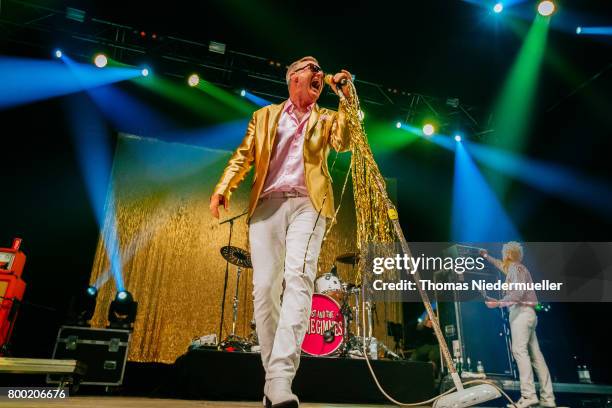 Spike Slawson of Me First and the Gimme Gimmes performs during the first day of the Southside festival on June 23, 2017 in Neuhausen, Germany.