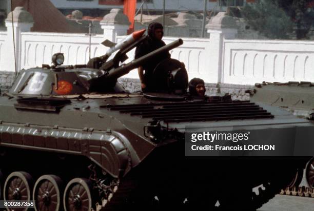 Arrivée de l'armée soviétique à Kaboul, Afghanistan, en avril 1979.