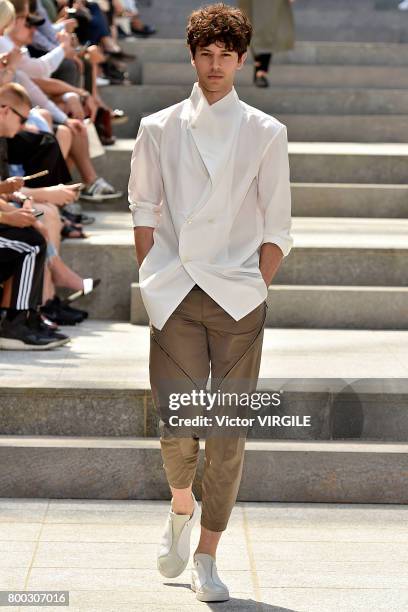 Model walks the runway during the Issey Miyake Men Menswear Spring/Summer 2018 show as part of Paris Fashion Week on June 22, 2017 in Paris, France.