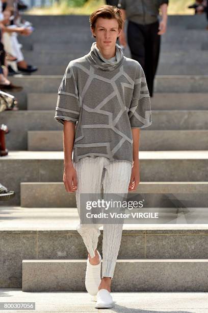 Model walks the runway during the Issey Miyake Men Menswear Spring/Summer 2018 show as part of Paris Fashion Week on June 22, 2017 in Paris, France.