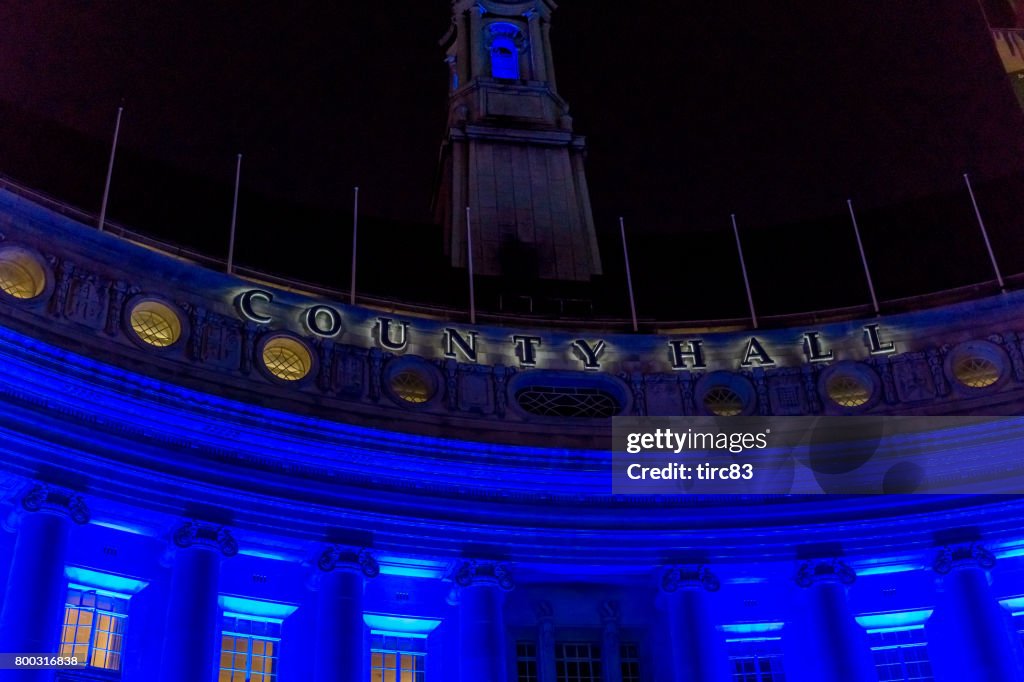 London County Hall at night