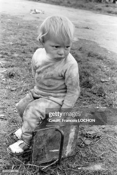 Enfant de Gitans en 1973 à Reims, France.