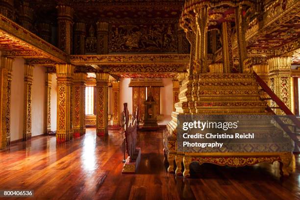 temple wat xieng thong in luang prabang, laos - wat xieng thong stock pictures, royalty-free photos & images