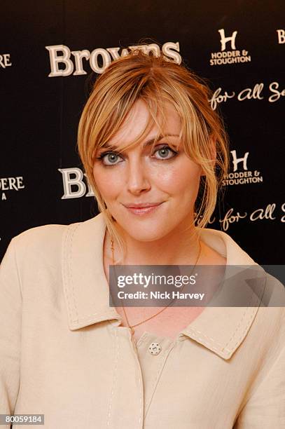 Sophie Dahl attends the launch of "A Man For All Seasons" September 17, 2007 at Browns in London, England.