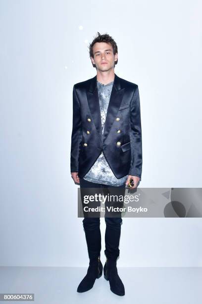 Actor Brandon Flynn attends the Balmain Menswear Spring/Summer 2018 show as part of Paris Fashion Week on June 24, 2017 in Paris, France.