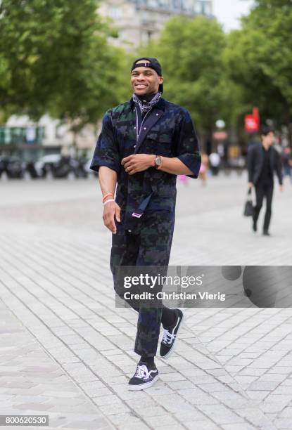 Russell Westbrook outside Sacai during Paris Fashion Week Menswear Spring/Summer 2018 Day Four on June 24, 2017 in Paris, France.