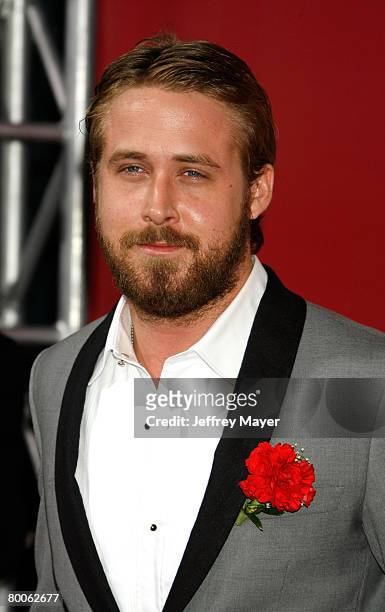 Actor Ryan Gosling arrives at the Lars and The Real Girl Los Angeles Premiere at the Academy Theatre on October 2, 2007 in Beverly Hills, California.
