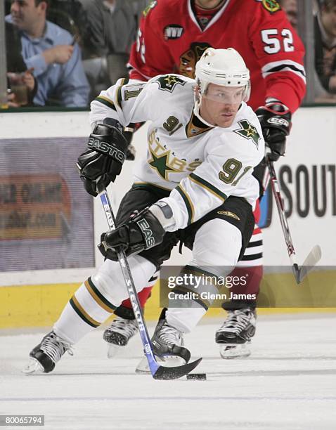 Brad Richards of the Dallas Stars skates against the Chicago Blackhawks at the American Airlines Center on February 28, 2008 in Dallas, Texas.