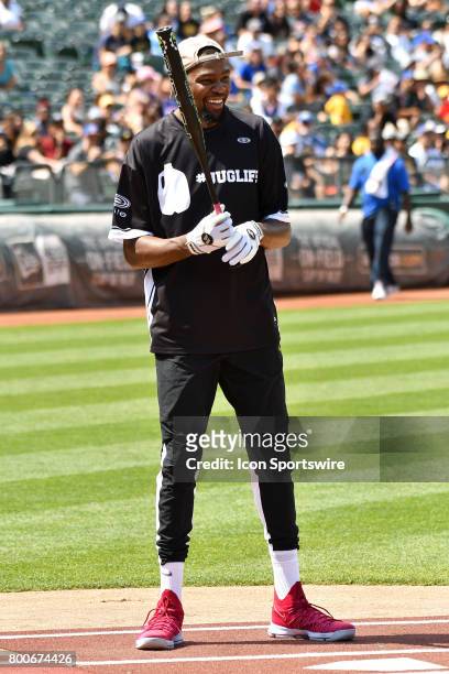 Golden State Warriors Kevin Durant at bat during JaVale McGees JUGLIFE charity softball game on June 24 at Oakland-Alameda County Coliseum in...