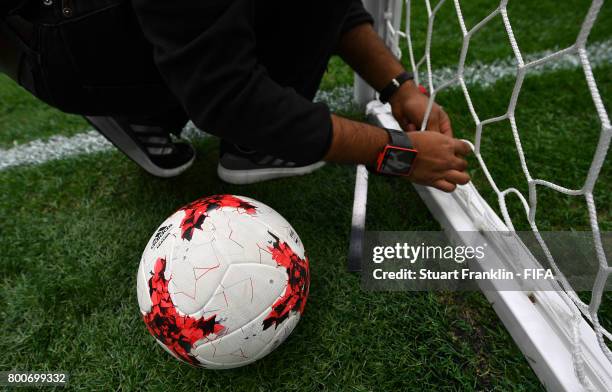 Goal Line Tech Example 1,330 Goal Line Technology Photos & High Res Pictures - Getty Images