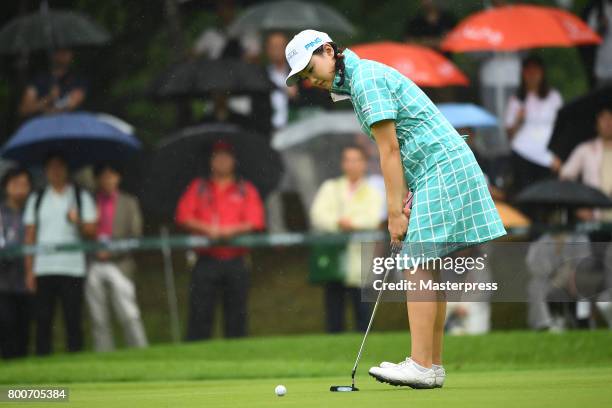 Yuting Seki of China putts during the final round of the Earth Mondamin Cup at the Camellia Hills Country Club on June 25, 2017 in Sodegaura, Japan.