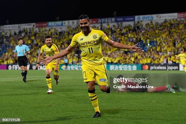 Diego Oliveira of Kashiwa Reysol celebrates scoring his side's second goal during the J.League J1 match between Kashiwa Reysol and Consadole Sapporo...