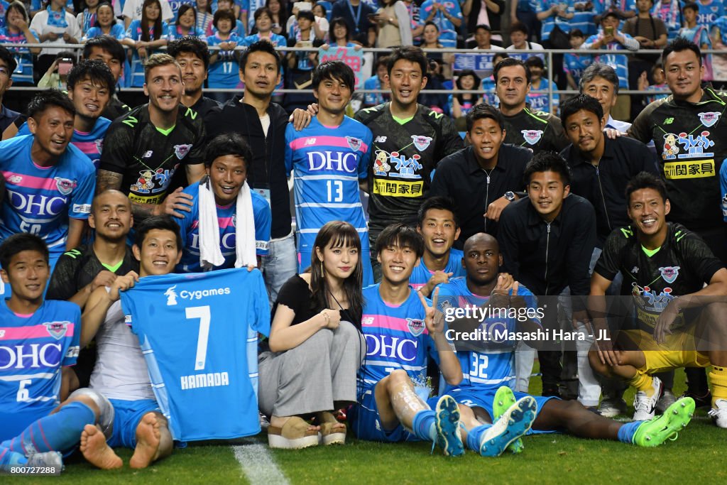 Sagan Tosu v Urawa Red Diamonds - J.League J1