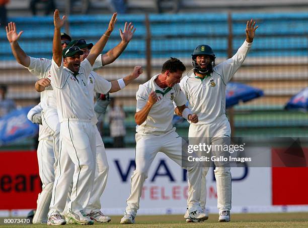 Dale Steyn celebrates the wicket of Mohammad Ashraful for a duck during day two of the second test match between Bangladesh and South Africa held at...