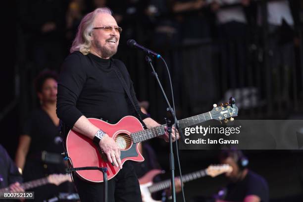 Barry Gibb performs on day 4 of the Glastonbury Festival 2017 at Worthy Farm, Pilton on June 25, 2017 in Glastonbury, England.