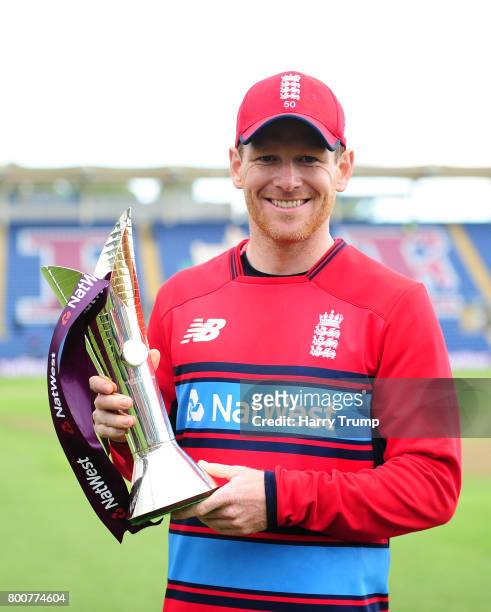 Eoin Morgan of England poses with the trophy during the 3rd NatWest T20 International between England and South Africa at the SWALEC Stadium on June...