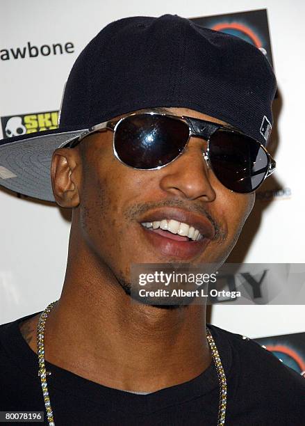 Gold D Rapper 105 Rapper Fredro Starr Stock Photos, High-Res Pictures, and Images ...